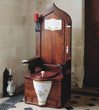 Dagobert Wooden Toilet